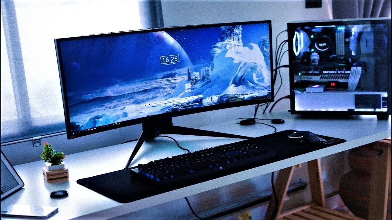 What Is the Best PC Monitor for Gaming in 2025